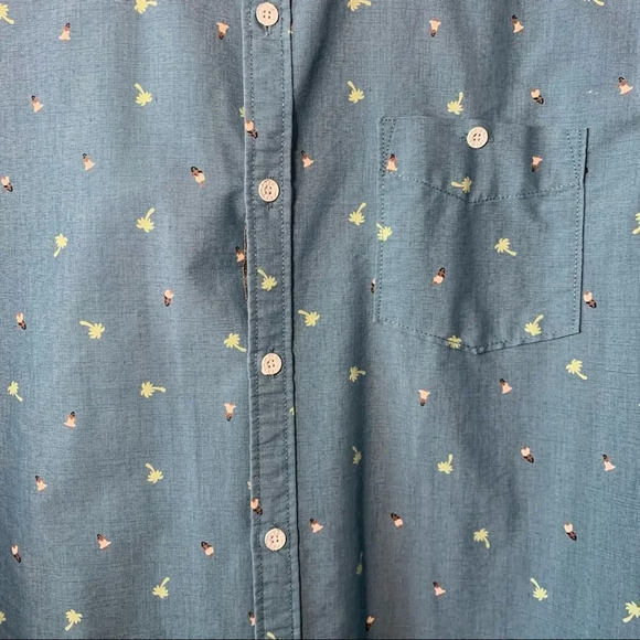 Free Planet Hula Girl Short‎ Sleeve Chambray Men’s - Picture 3 of 7